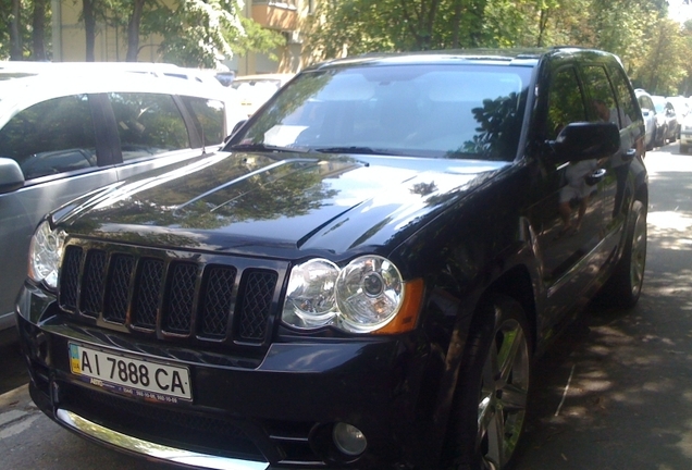 Jeep Grand Cherokee SRT-8 2005