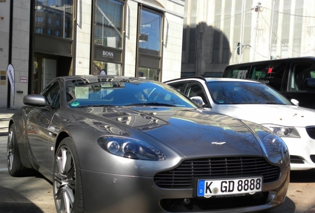 Aston Martin V8 Vantage