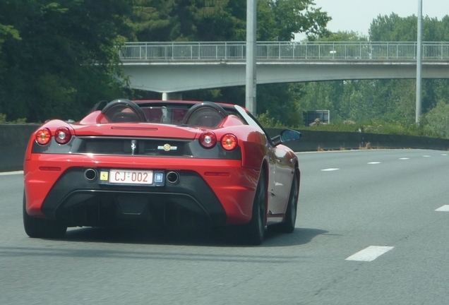 Ferrari Scuderia Spider 16M