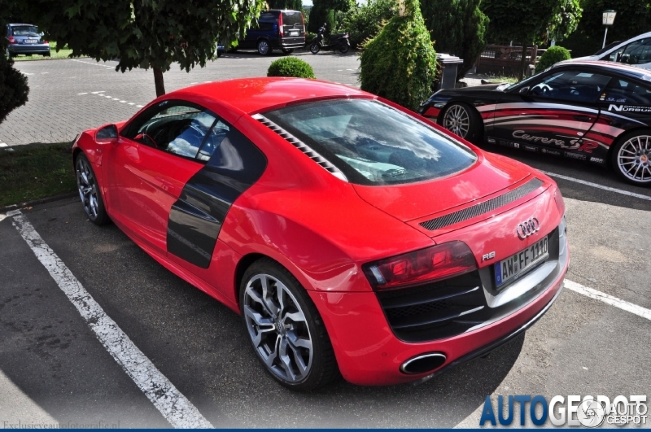 Audi R8 V10