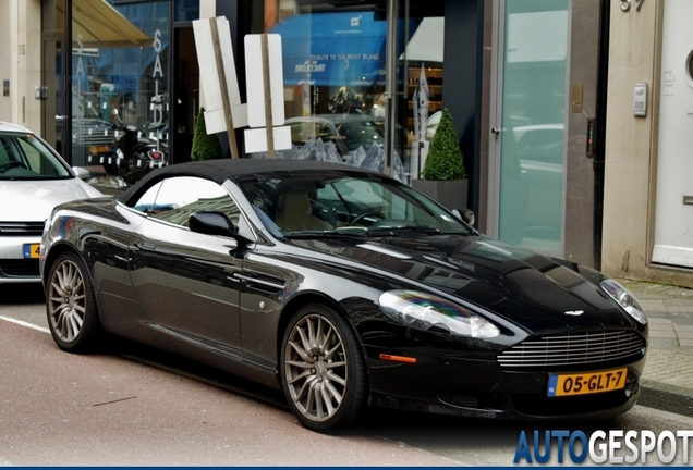 Aston Martin DB9 Volante