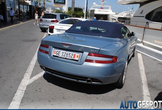 Aston Martin DB9 Volante