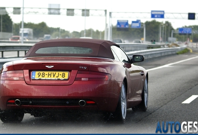 Aston Martin DB9 Volante