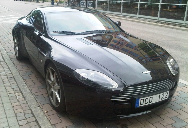 Aston Martin V8 Vantage