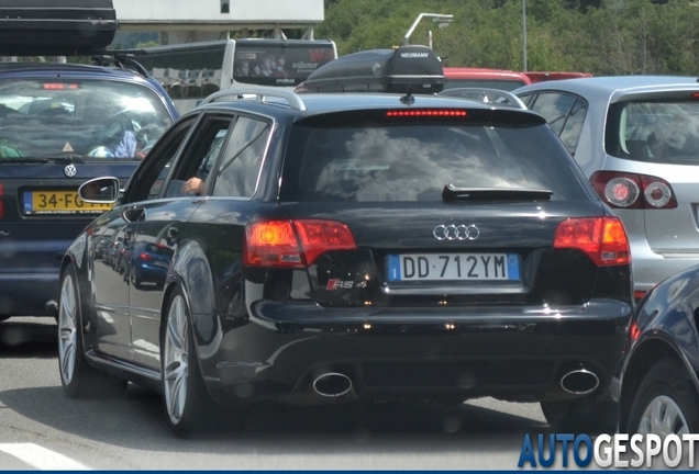 Audi RS4 Avant B7