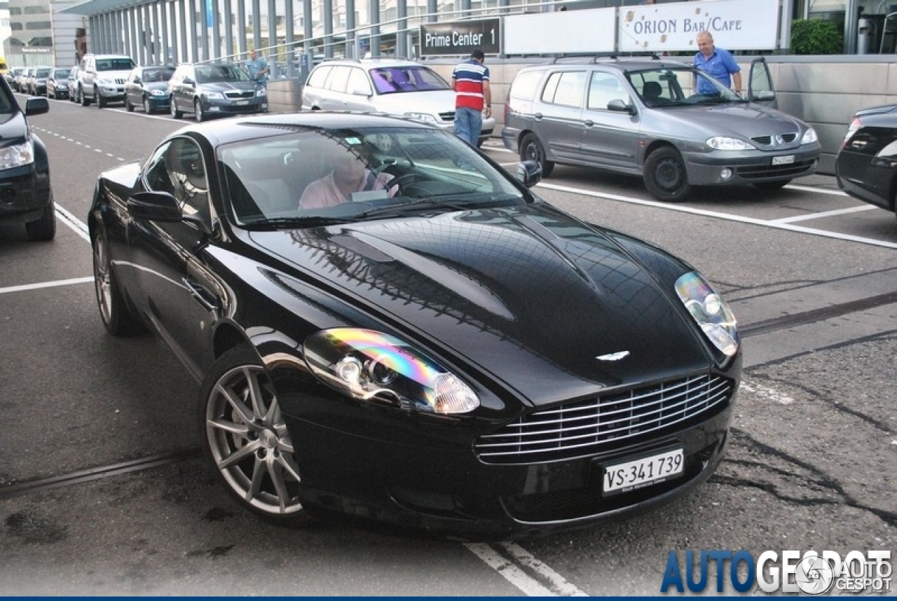 Aston Martin DB9