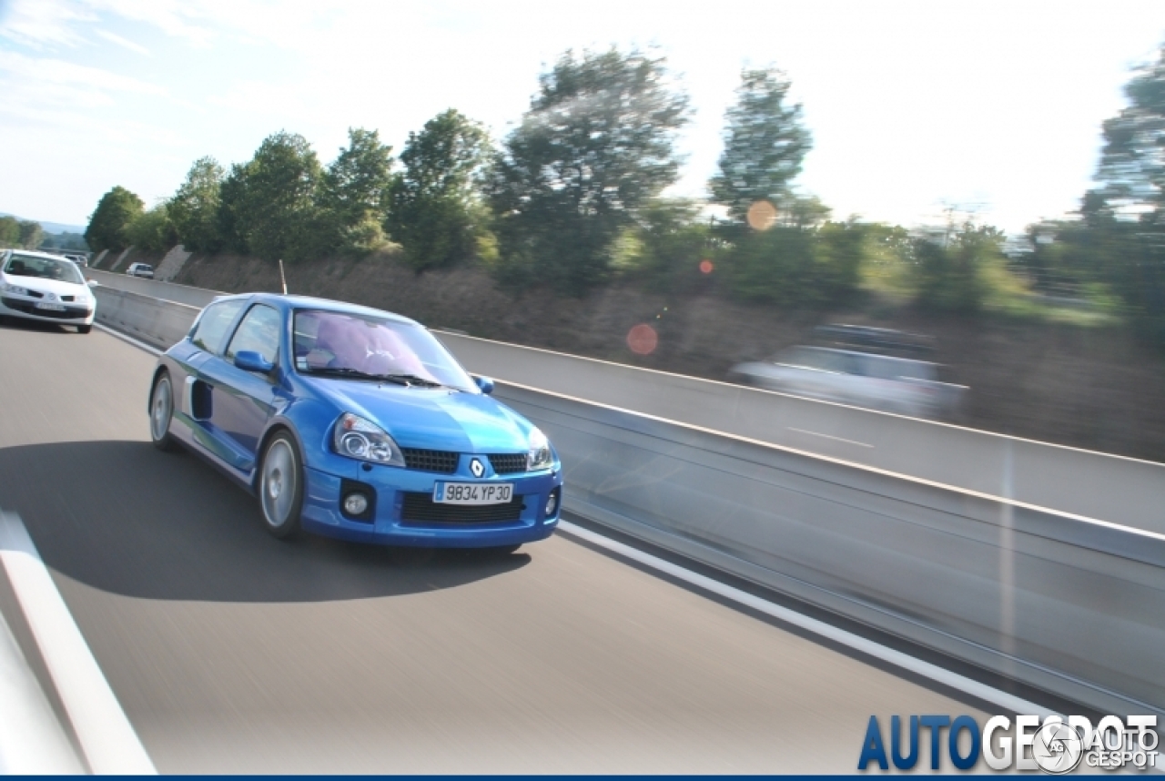 Renault Clio V6 Phase II