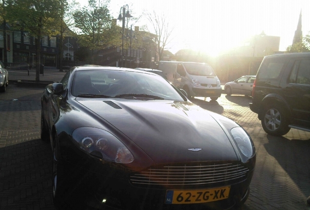 Aston Martin DB9