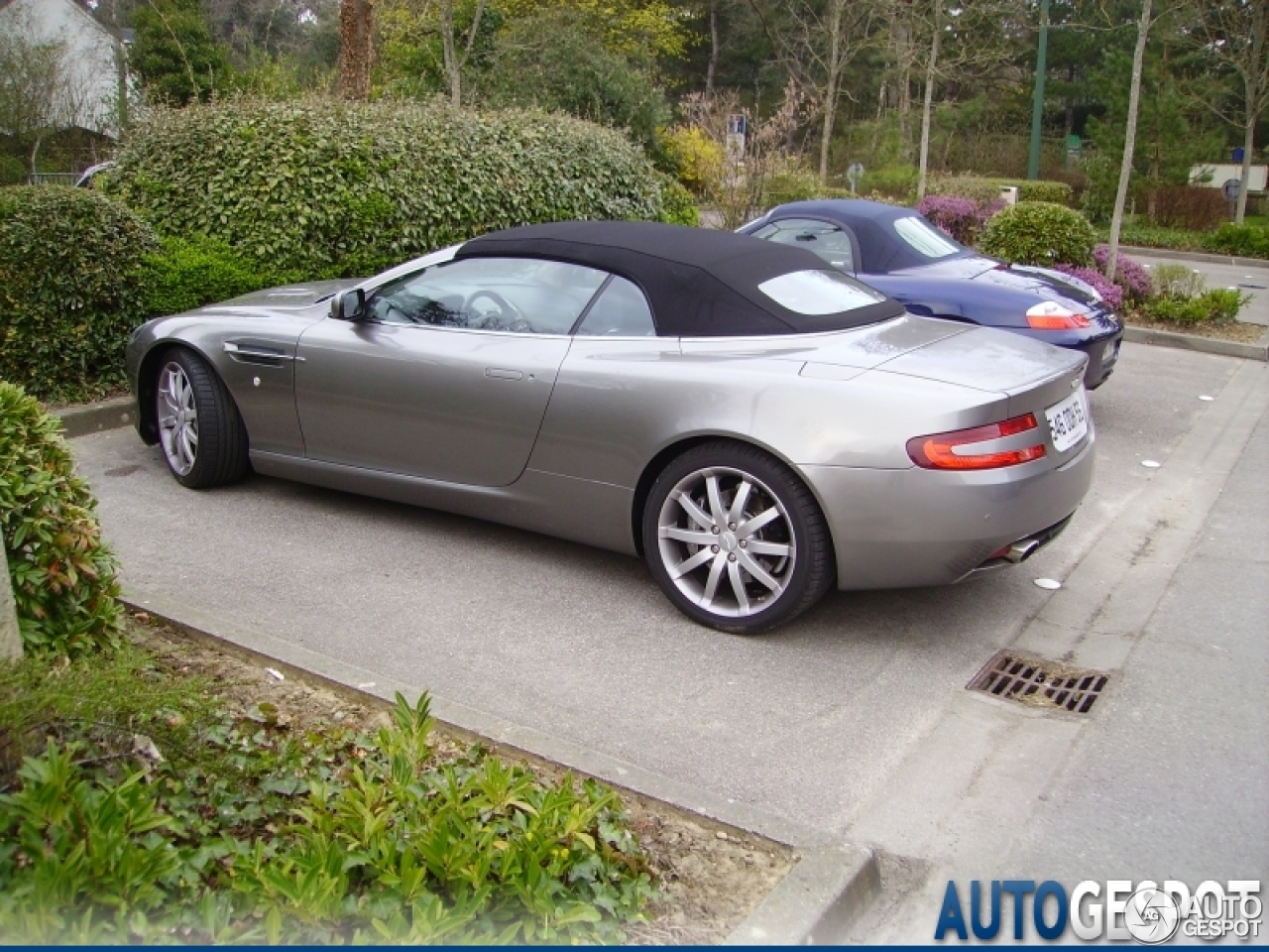 Aston Martin DB9 Volante