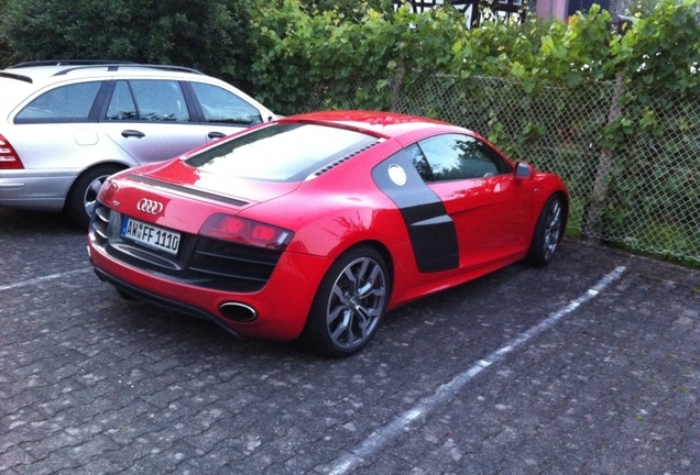 Audi R8 V10