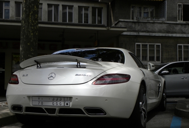 Mercedes-Benz SLS AMG