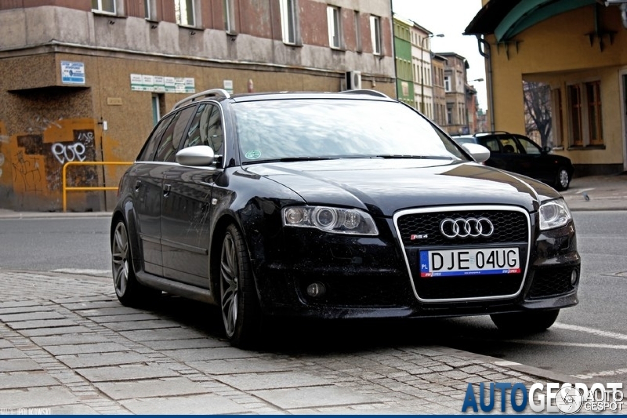 Audi RS4 Avant B7