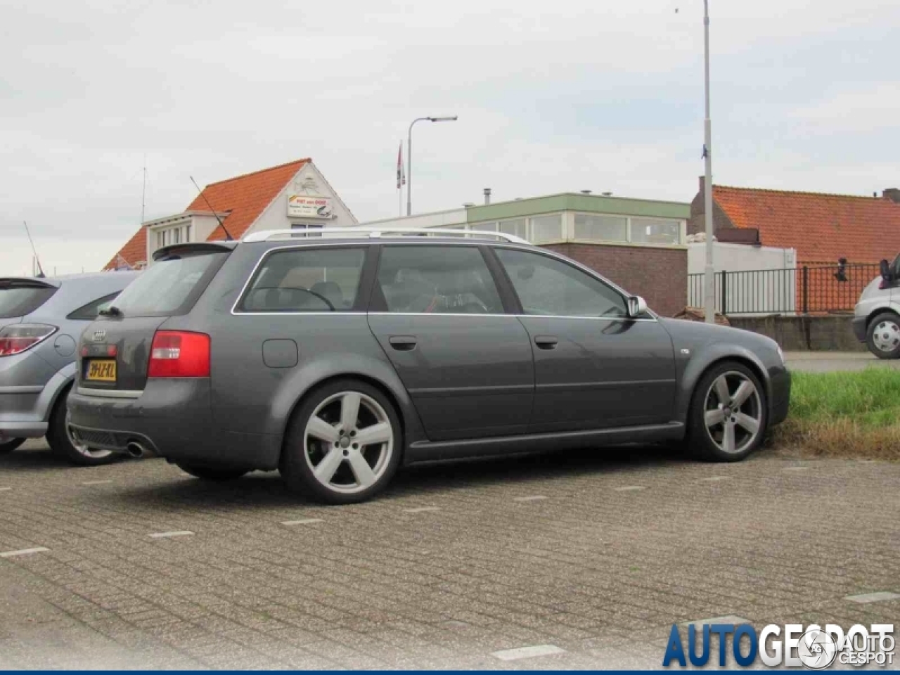 Audi RS6 Avant C5