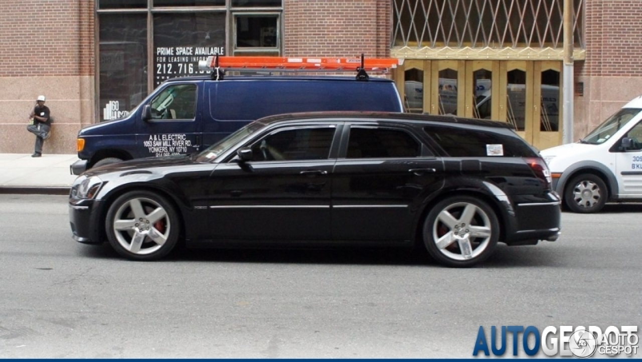 Dodge Magnum SRT-8