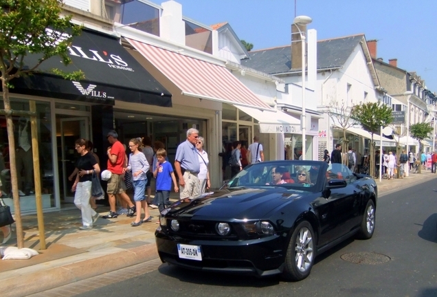 Ford Mustang GT Convertible 2010