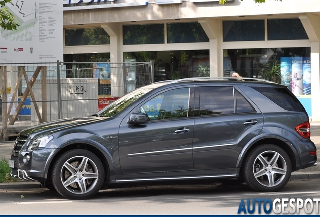 Mercedes-Benz ML 63 AMG W164 2009