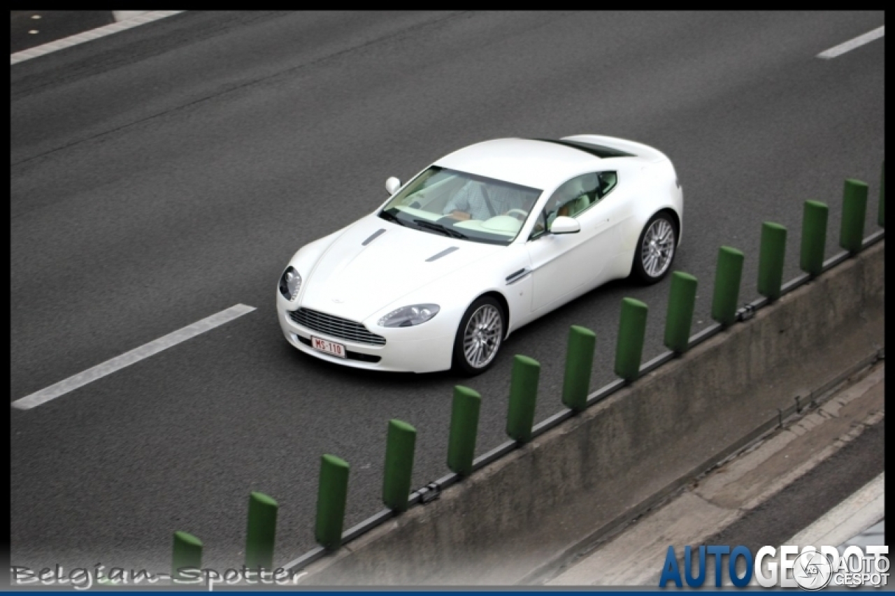 Aston Martin V8 Vantage