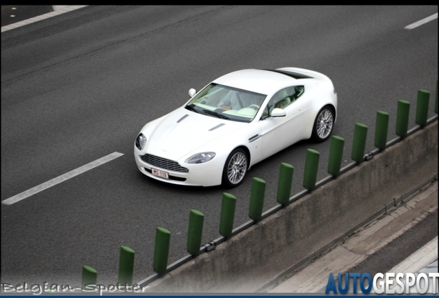 Aston Martin V8 Vantage