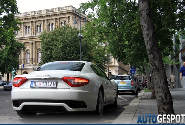 Maserati GranTurismo S Automatic