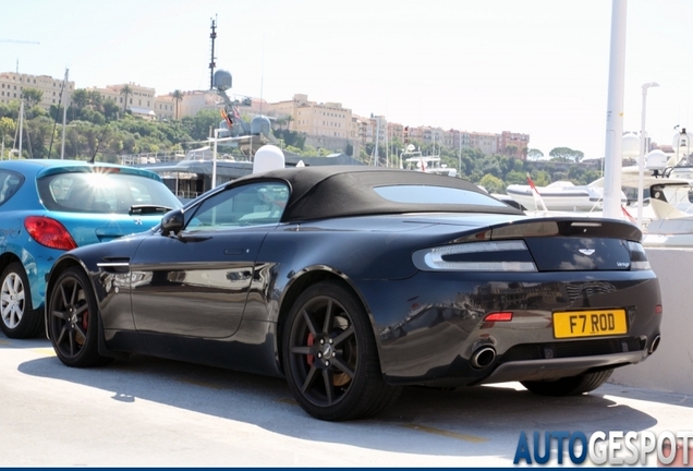 Aston Martin V8 Vantage Roadster