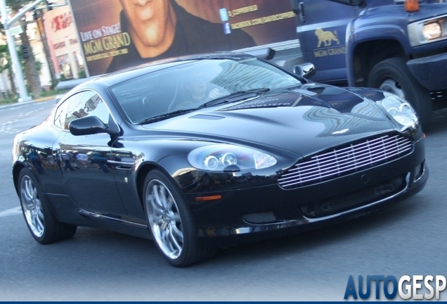 Aston Martin DB9