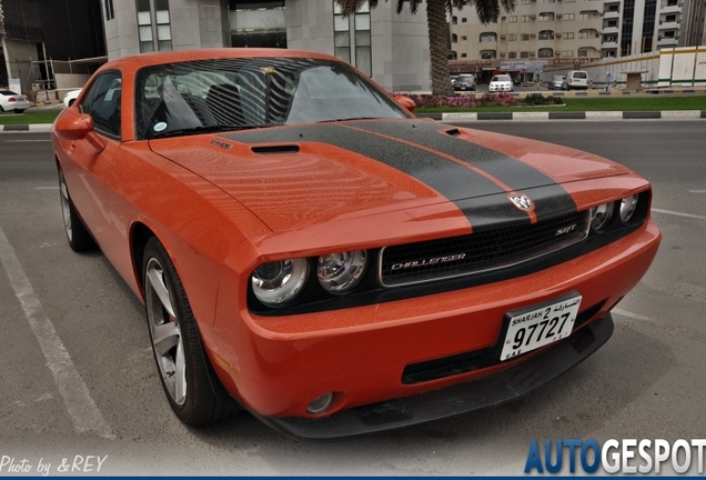 Dodge Challenger SRT-8