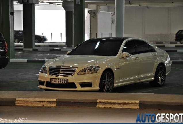 Mercedes-Benz S 63 AMG W221 2010