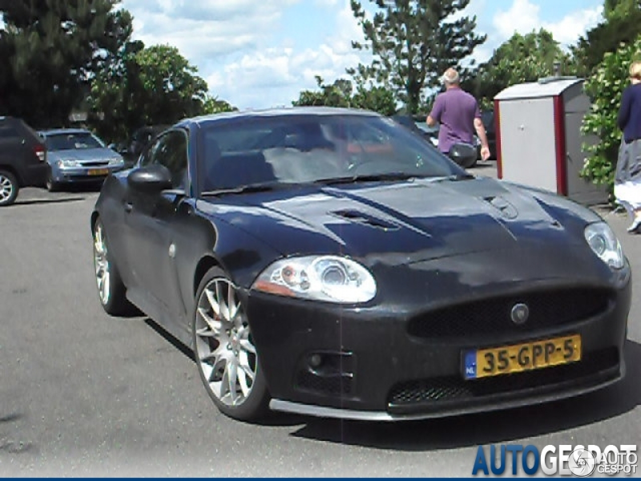 Jaguar XKR-S