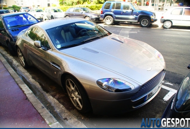 Aston Martin V8 Vantage