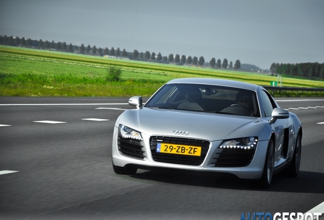 Audi R8