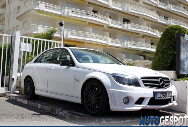 Mercedes-Benz C 63 AMG DR520