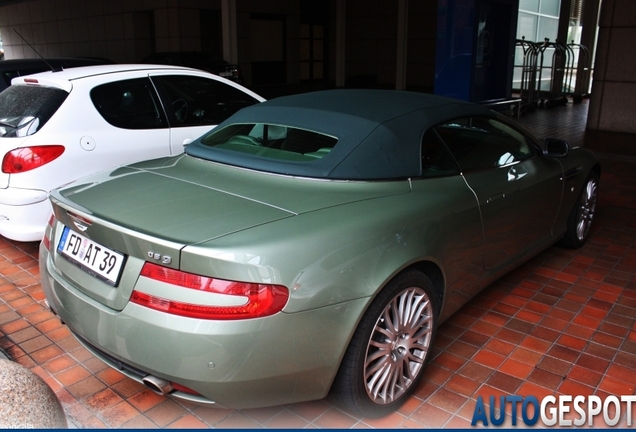 Aston Martin DB9 Volante