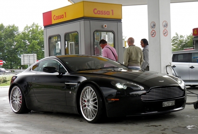 Aston Martin V8 Vantage