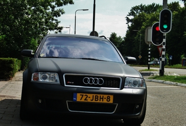 Audi RS6 Avant C5