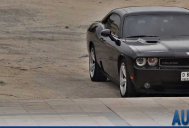 Dodge Challenger SRT-8