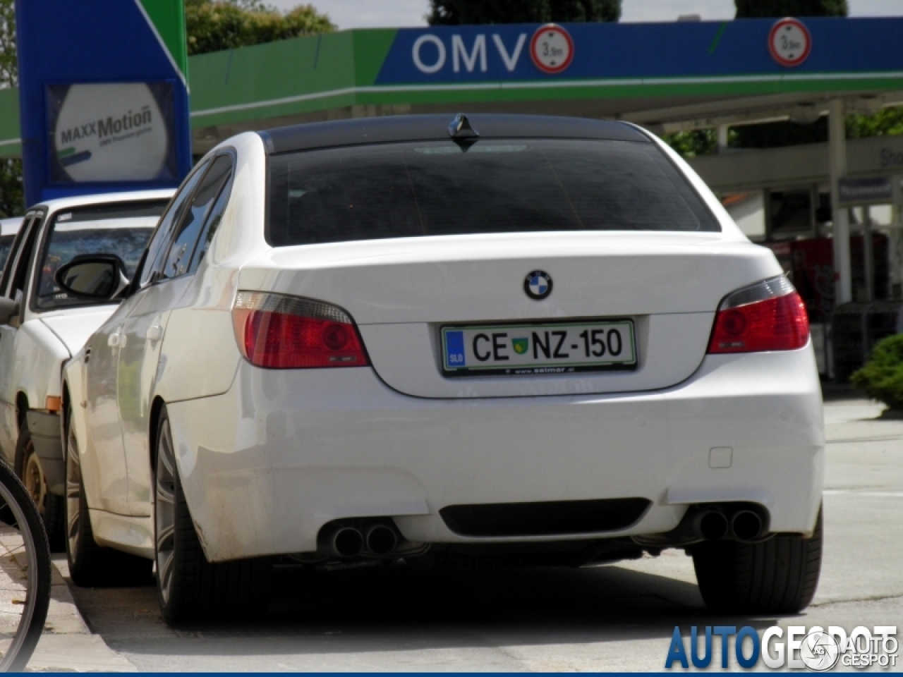 BMW M5 E60 2005