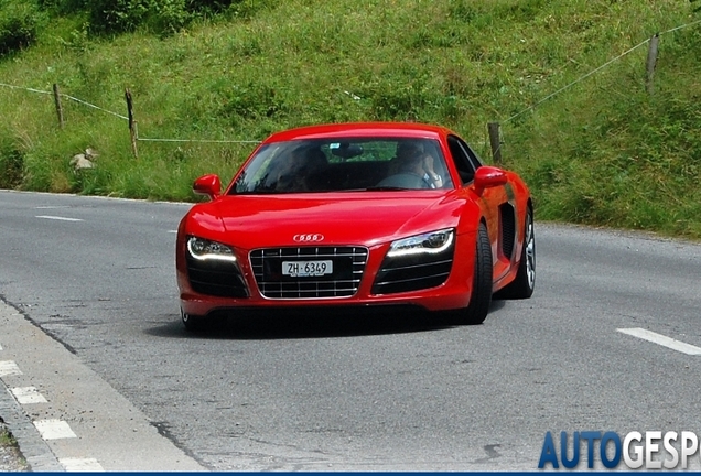 Audi R8 V10