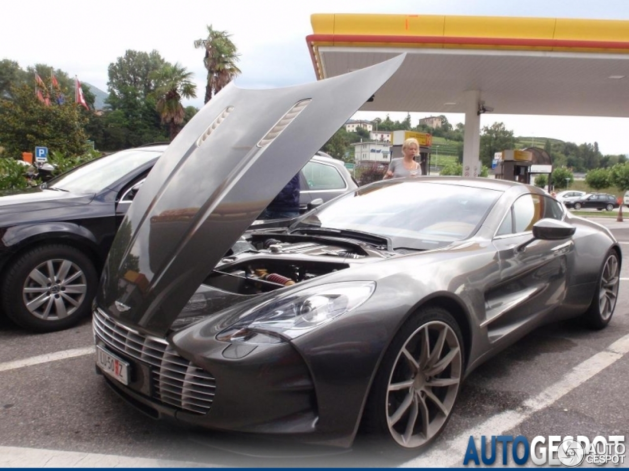 Aston Martin One-77