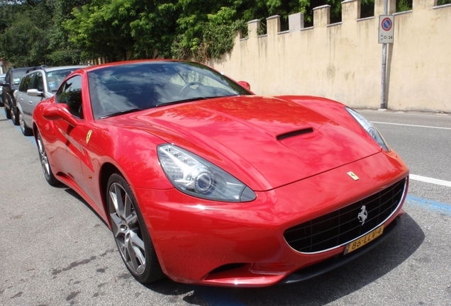 Ferrari California