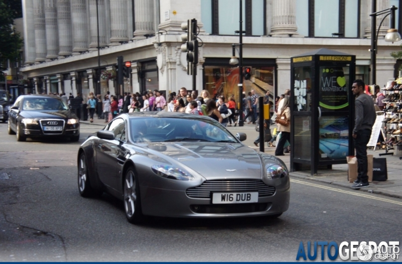 Aston Martin V8 Vantage