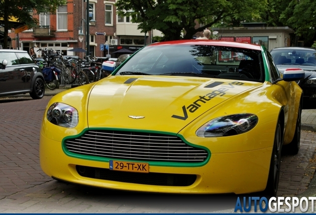 Aston Martin V8 Vantage