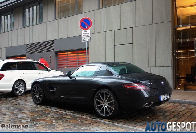 Mercedes-Benz SLS AMG