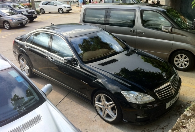 Mercedes-Benz S 63 AMG W221 2011