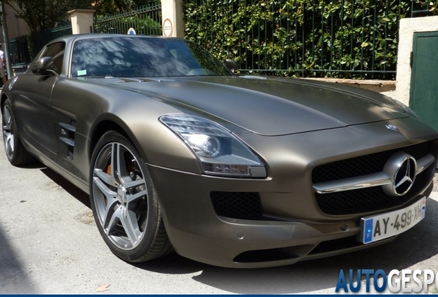 Mercedes-Benz SLS AMG