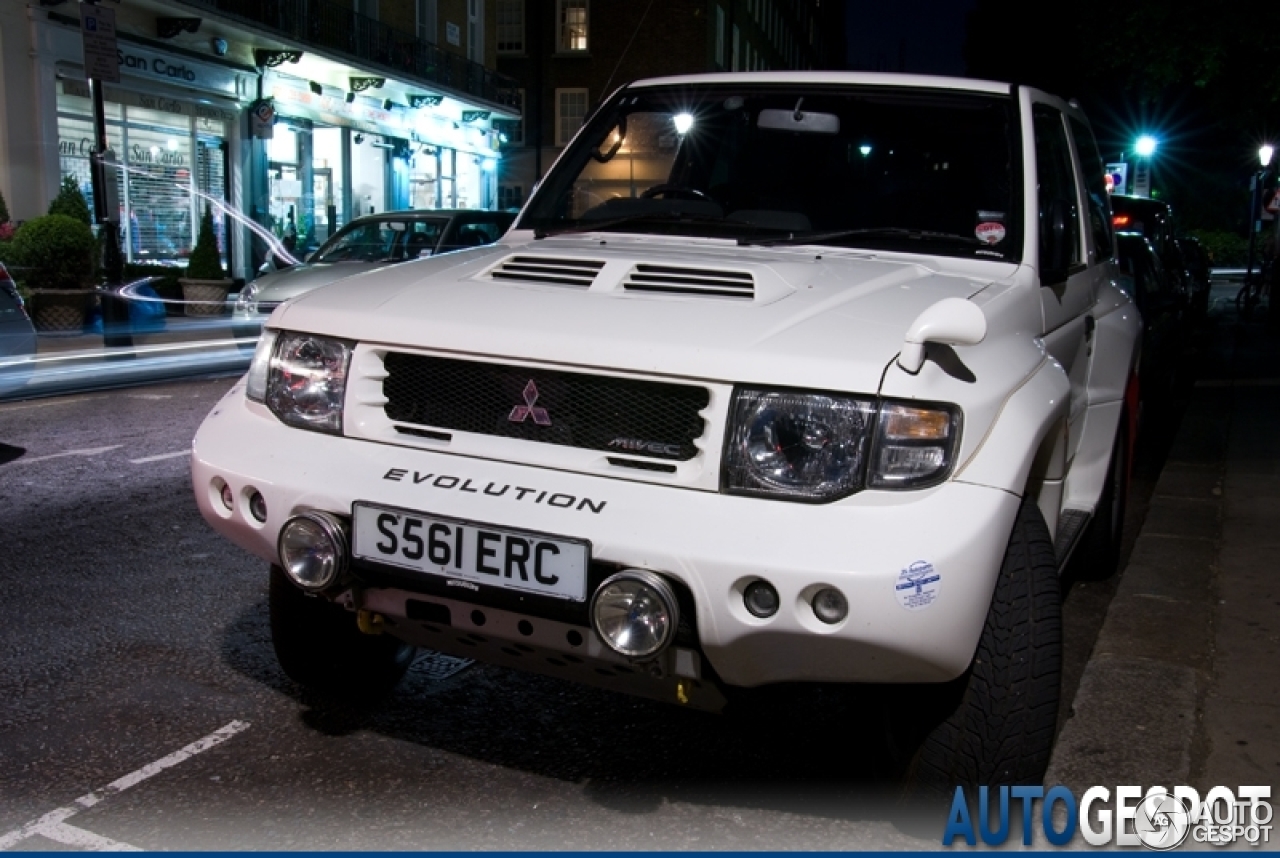 Mitsubishi Pajero Evolution