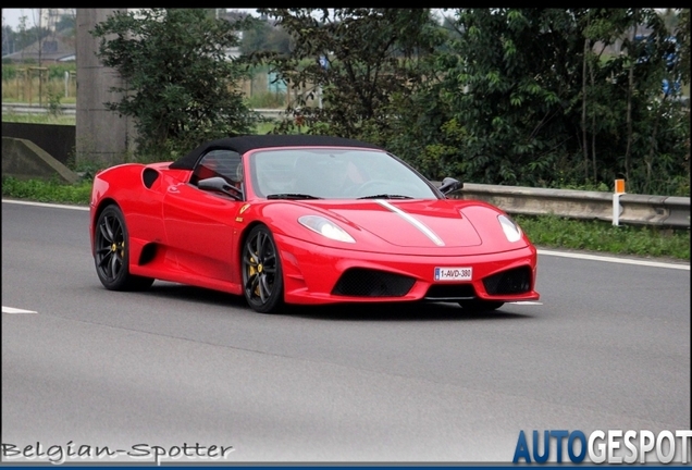 Ferrari Scuderia Spider 16M