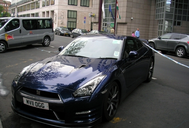 Nissan GT-R 2011