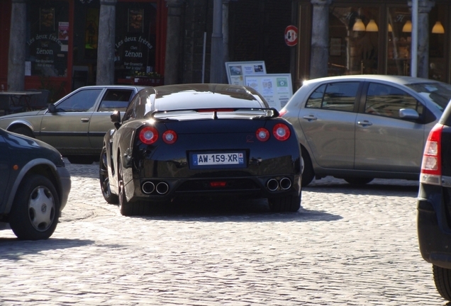 Nissan GT-R