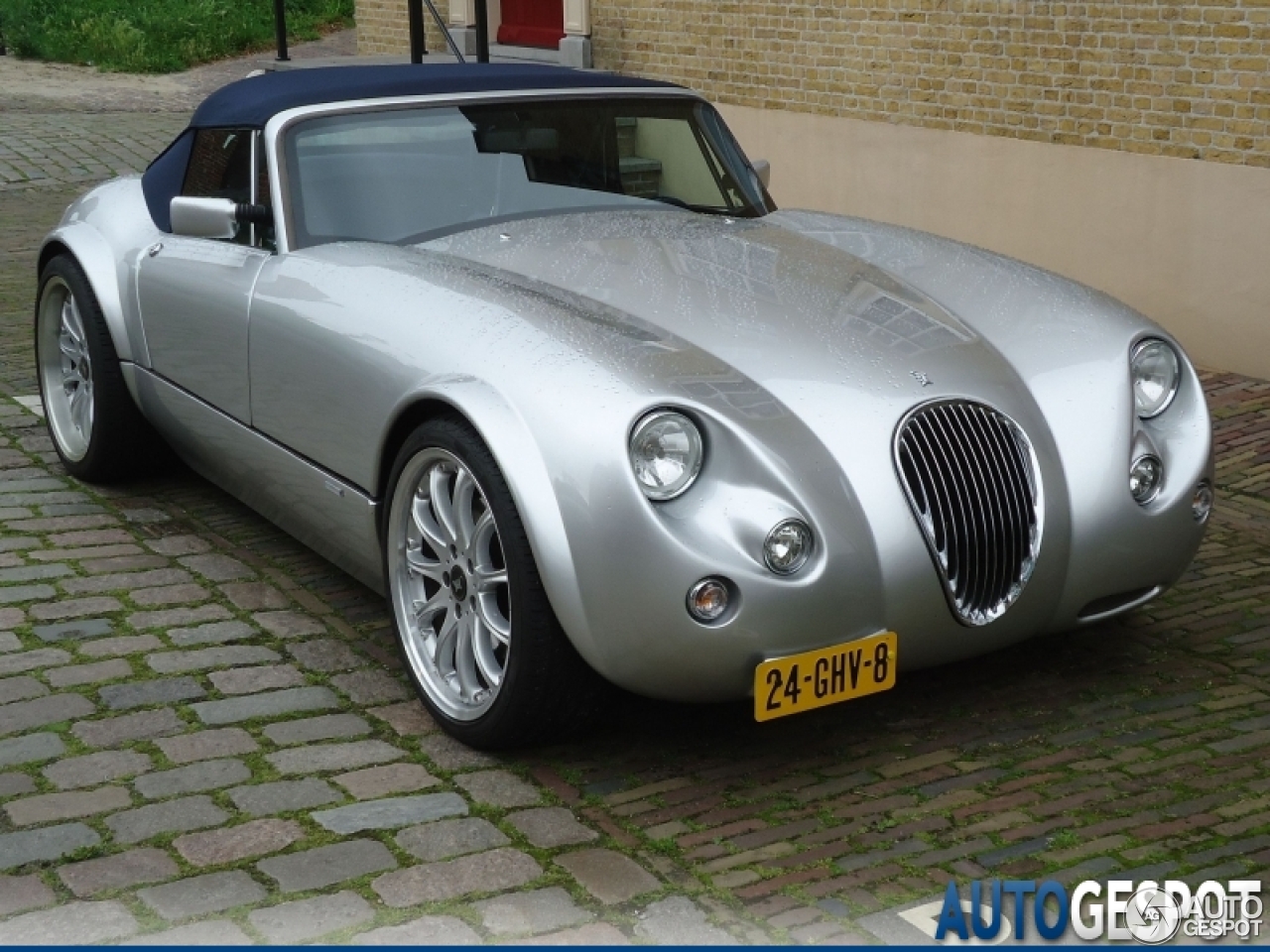 Wiesmann Roadster MF3