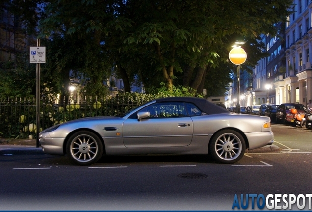 Aston Martin DB7 Volante